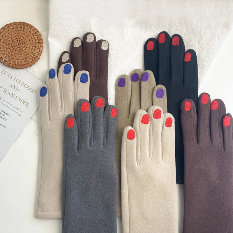 Touchscreen Winter Gloves with Nail-Friendly Design