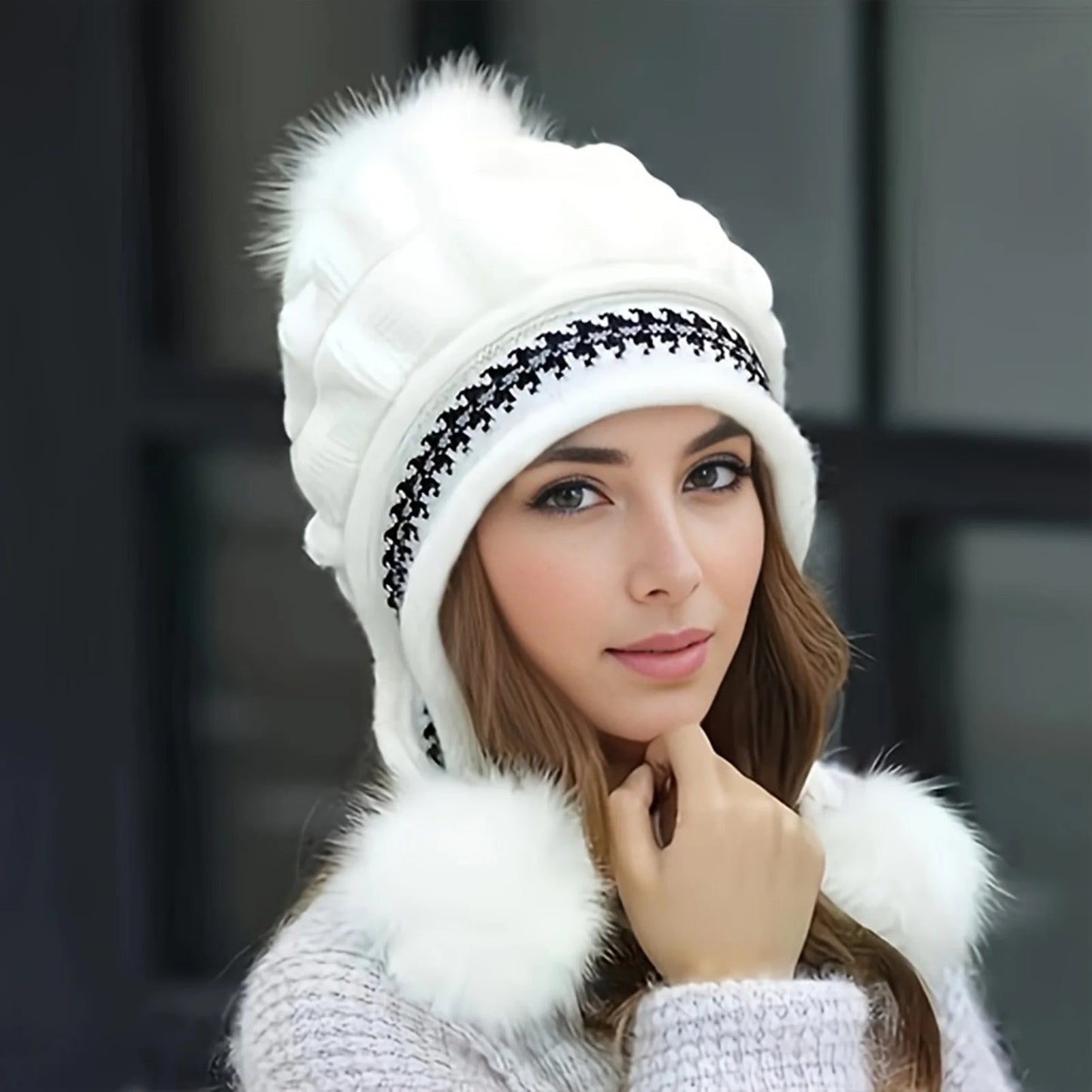 Fleece-Lined Knit Beanie with Faux Fur Pom Pom