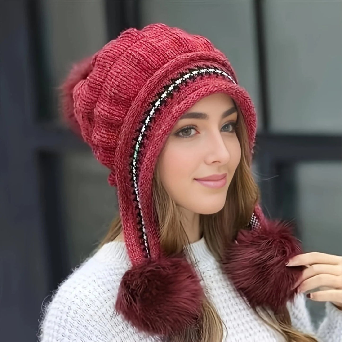 Fleece-Lined Knit Beanie with Faux Fur Pom Pom