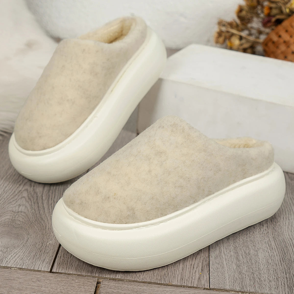 Women’s Warm Plush Indoor Slippers
