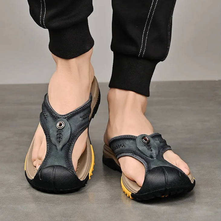 Men’s Lightweight Water-Resistant Flip Flops